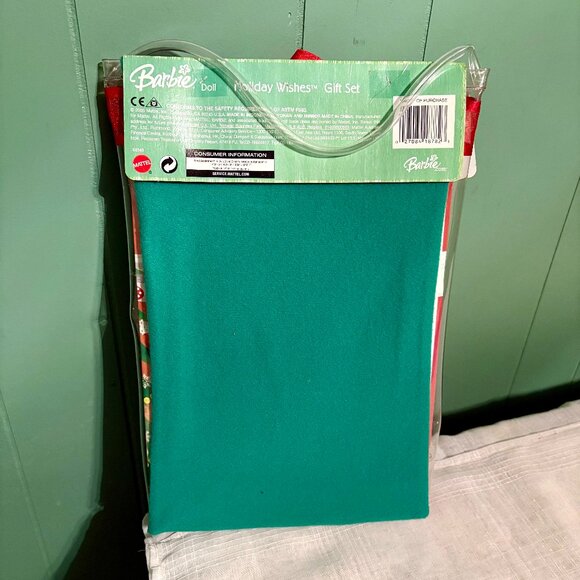 Vtg 2005 Barbie Doll Happy Holiday Wishes Gift Set Christmas Mattel NRFB G8540 - Picture 6 of 7